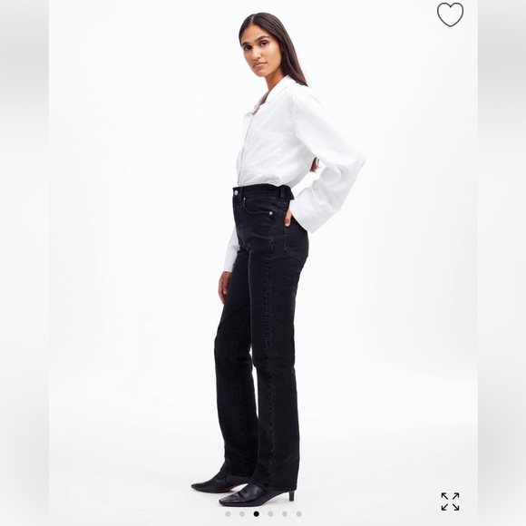 Madewell Petite ‘90s Straight Jean in Belmere Wash - Picture 4 of 6